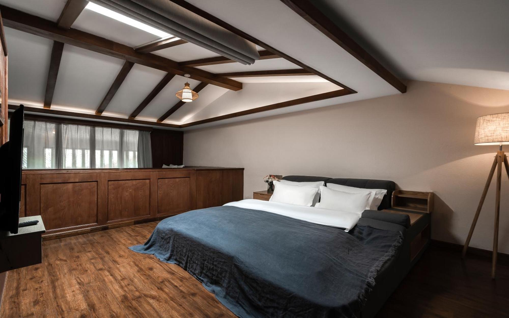Lijiang Gemmer Hotel Екстер'єр фото